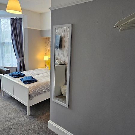 The Roslyn Guest House Paignton Εξωτερικό φωτογραφία