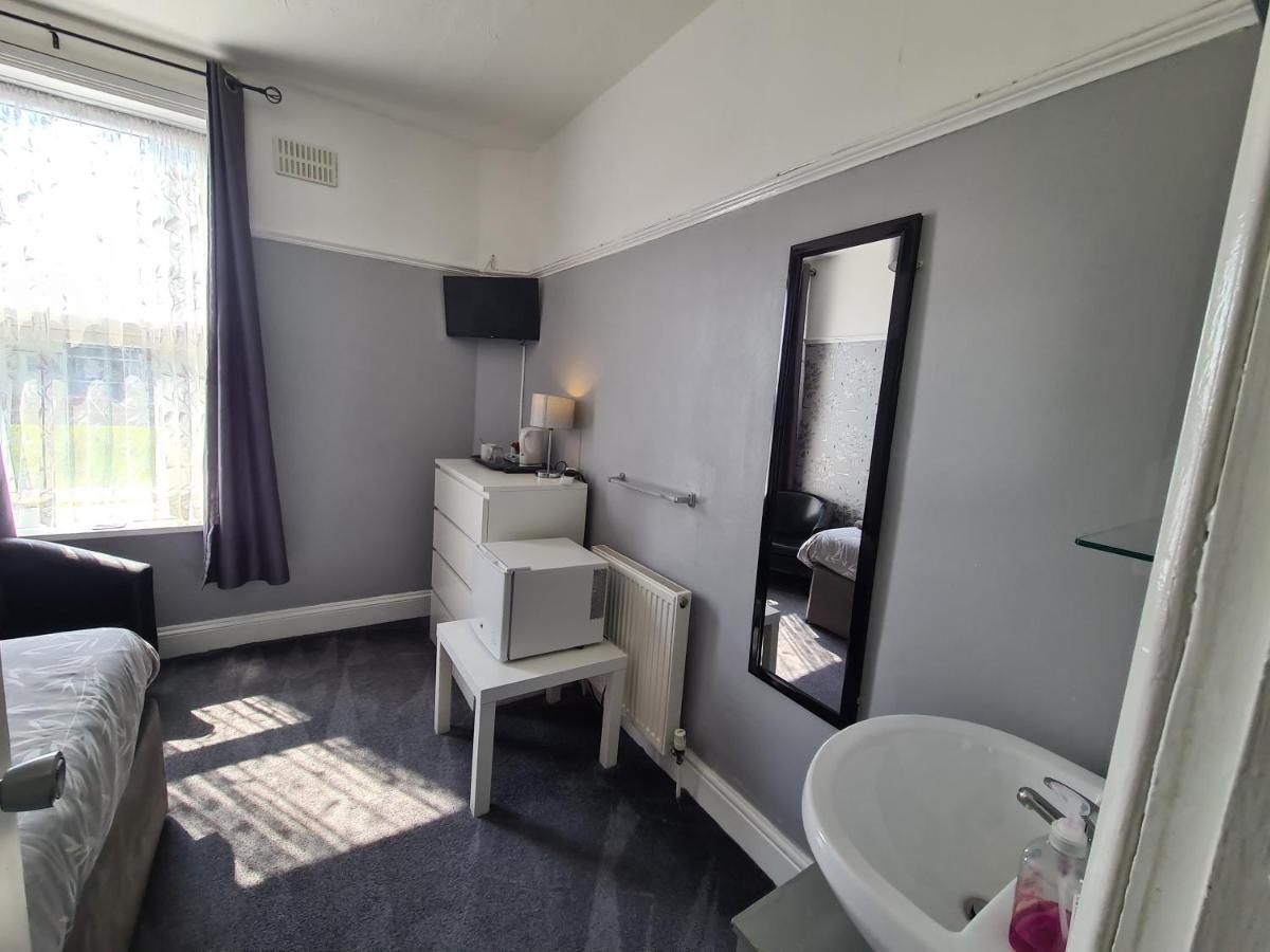 The Roslyn Guest House Paignton Εξωτερικό φωτογραφία