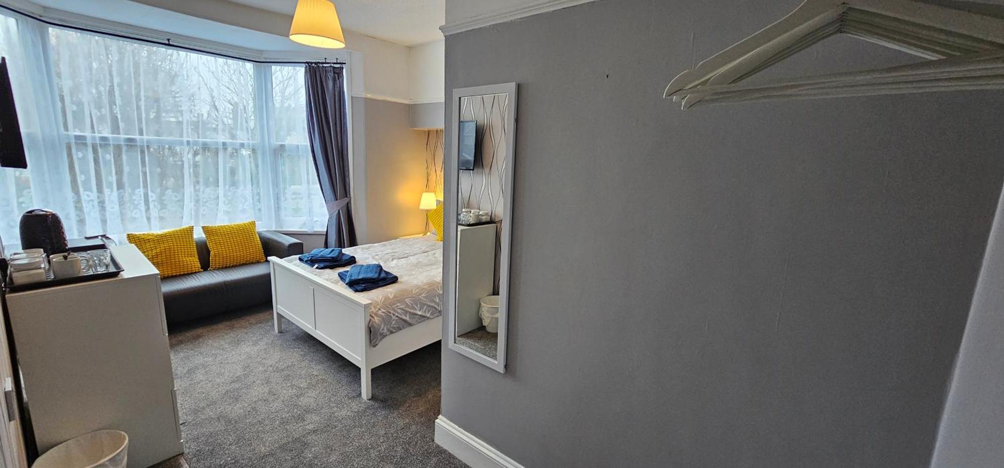 The Roslyn Guest House Paignton Εξωτερικό φωτογραφία