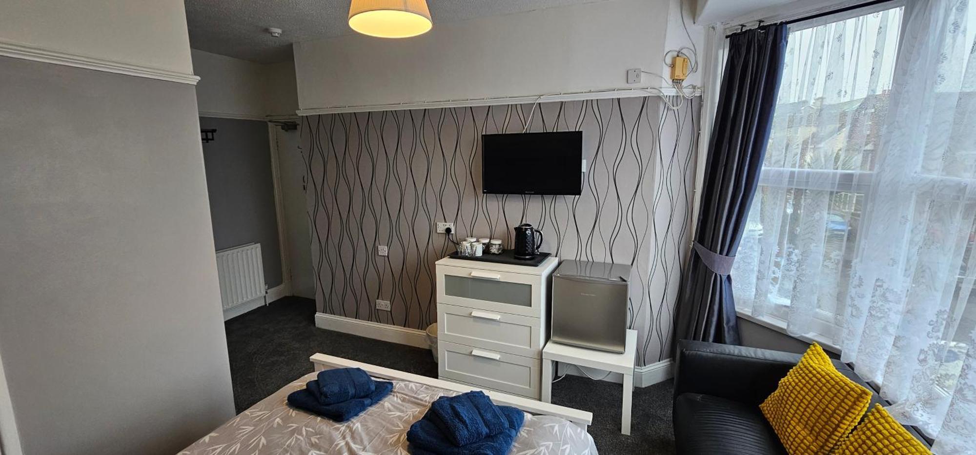 The Roslyn Guest House Paignton Εξωτερικό φωτογραφία