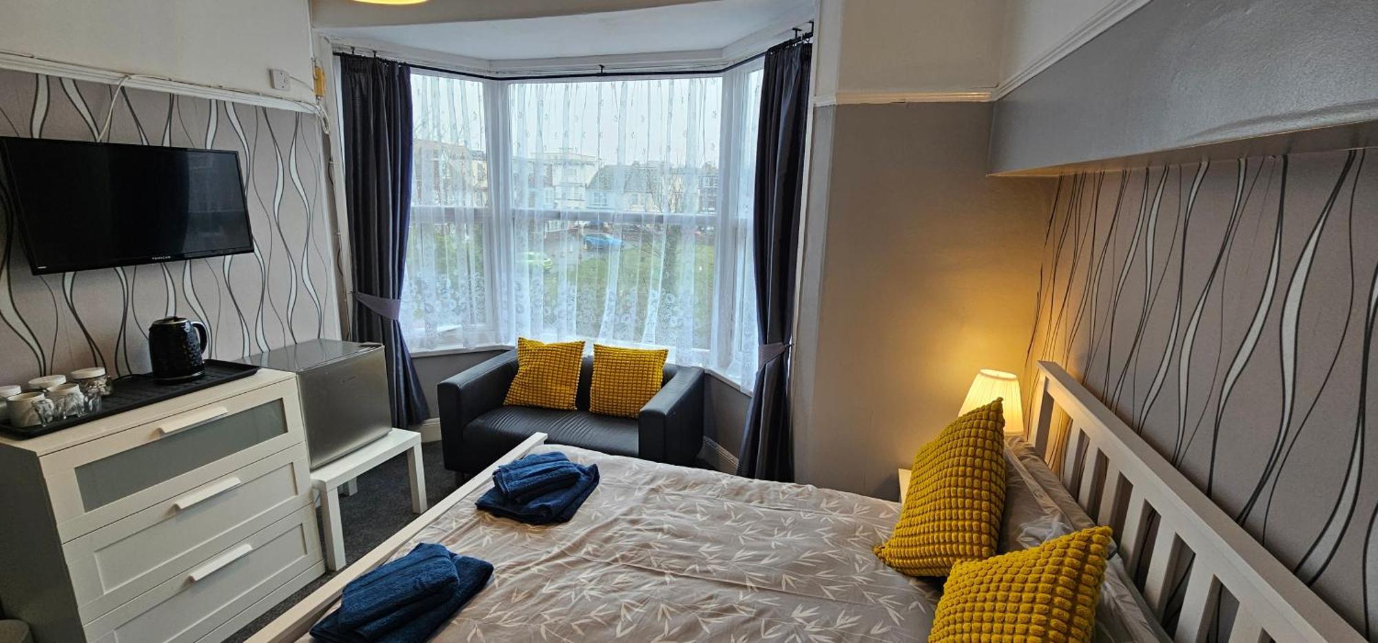 The Roslyn Guest House Paignton Εξωτερικό φωτογραφία